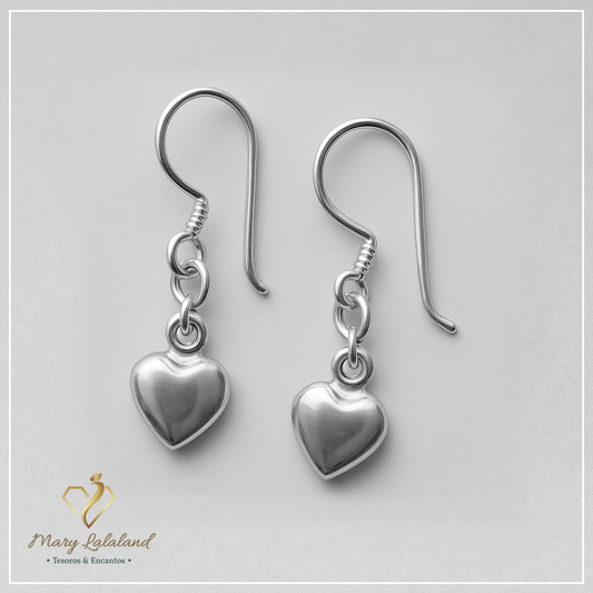 ARETES COLGANTES EN CORAZON