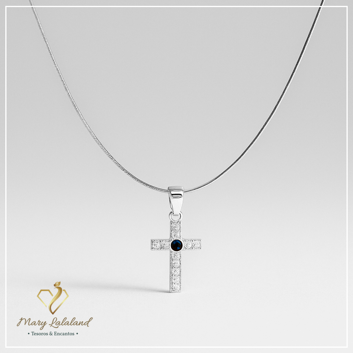 COLLAR CRUZ EN PLATA
