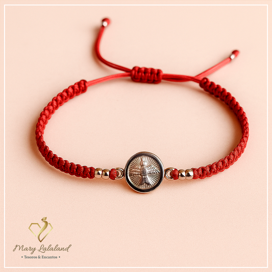 PULSERA DE HILO TEJIDO CON MEDALLA ESPIRITU SANTO Y ESFERAS DE PLATA REGULABLE